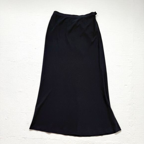 Carmen Marc Valvo Navy High Waisted Flowy Maxi Skirt, Size 8 - Picture 1 of 7
